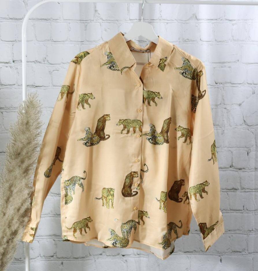 Leopard Muster Shirt,Shirt Woman, long sleeves shirt with leo prints, Leopard Muster Shirt