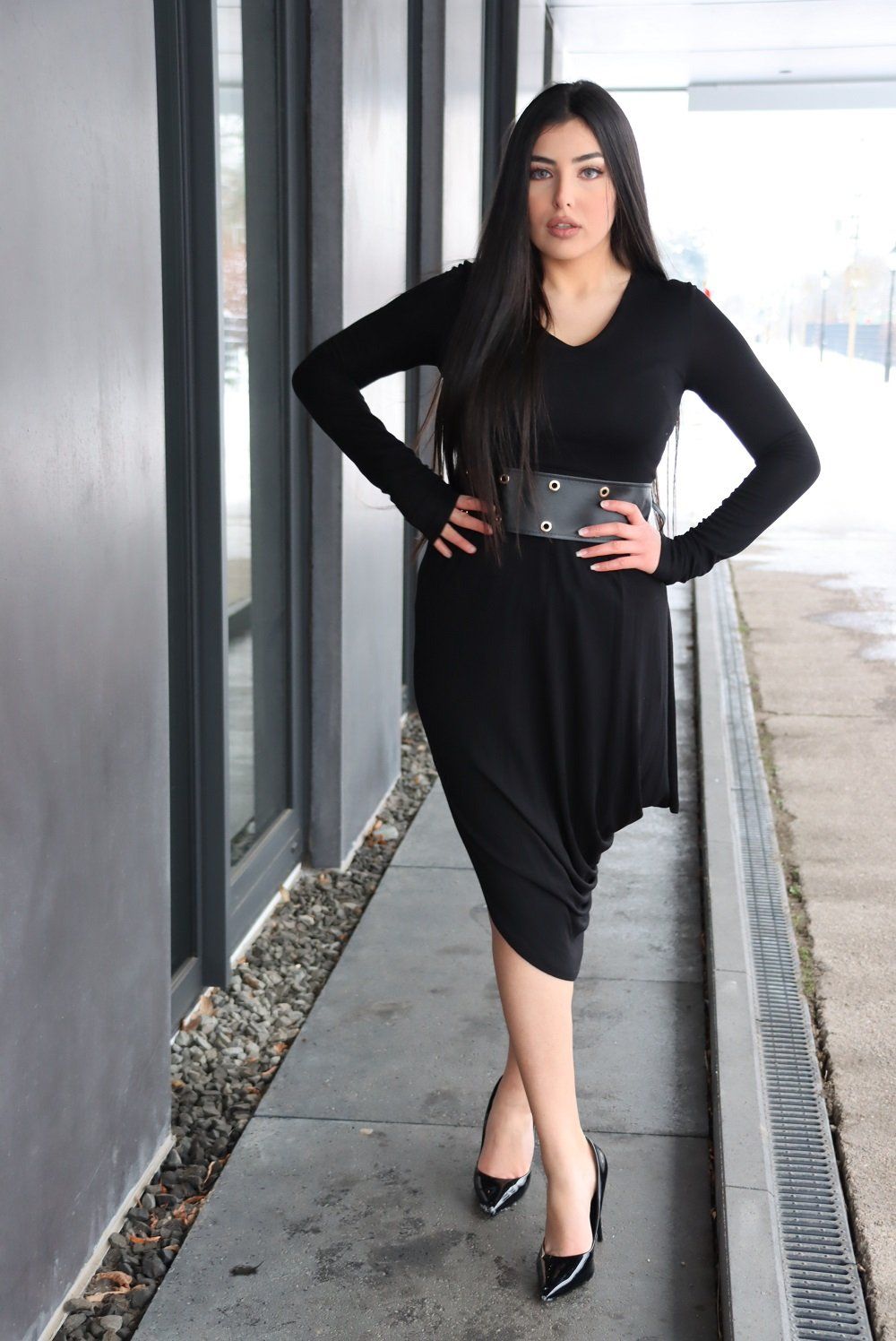 Tube Black Funnel Dress JASPER Mode