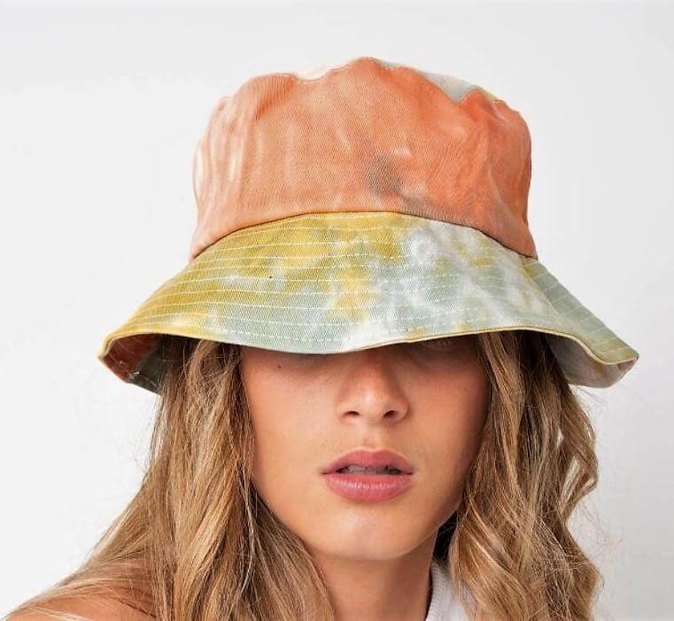women accessories, bags, scarves, belts, hats, sunglasses, face masks 