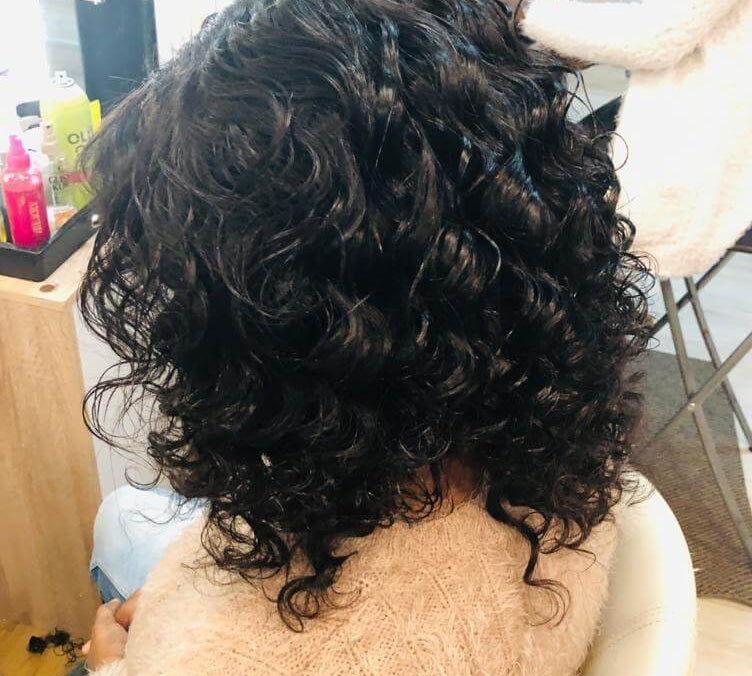 Curly Weave-in Extensions: 25cm/Black JASPER