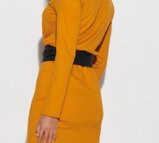 Fitted Dress with slit macadamia