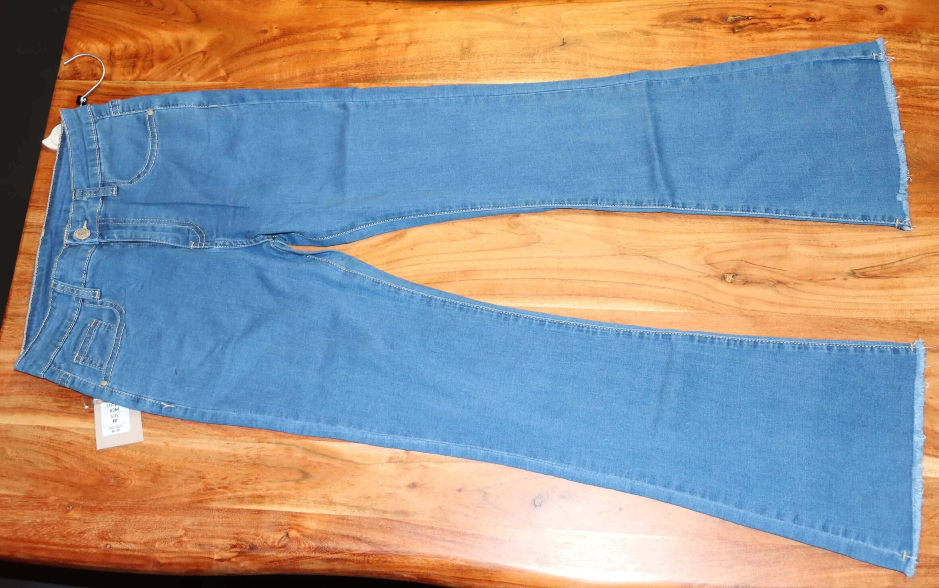 flare jeans, ripped edge jeans, blue jeans, jeans woman