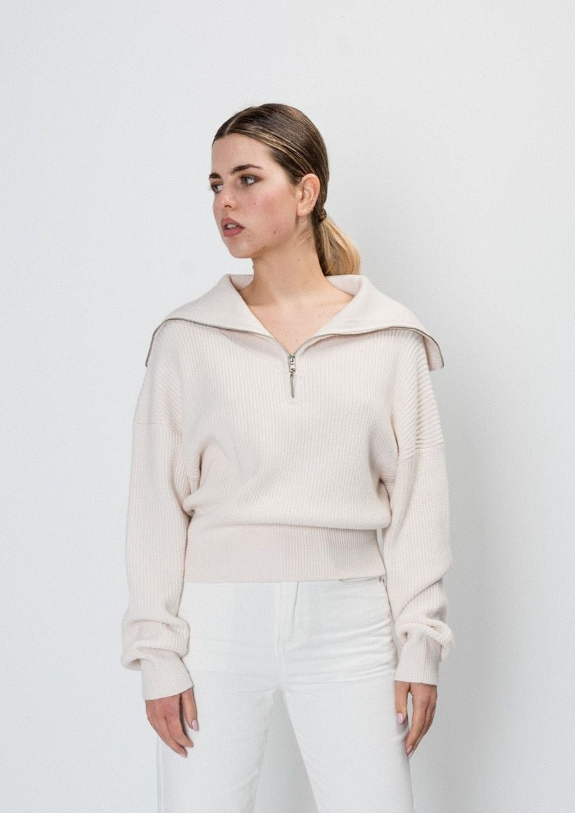knit sweater with zipper beige