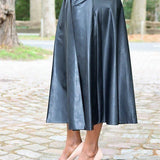 Leather skirt,Maxi skirt Leather, Skirt, Leather Skirts, Black Skirt Leather, Brown skirt, Faux Leather Skirt,  Long Skirt with two hips pockets, zipper closure, and buttons at the front.Maxi Leather skirt, Skirt, Leather Skirts, Black Skirt Leather, Brown Skirt , Flare Skirt, Flare Leather Skirt Brown, Leather Skirt Black, and Flare, Long Skirt for Woman