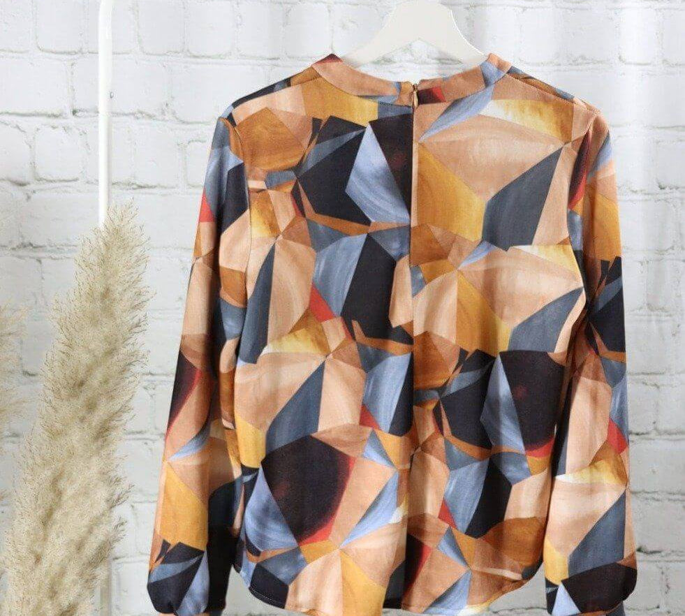 Metrix Pattern Blouse ,Metrix Pattern Blouse, blouse Woman, metrix prints blouse longsleeves 