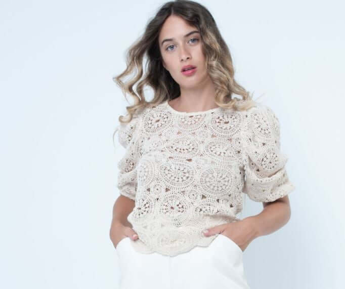 crotchet top beige