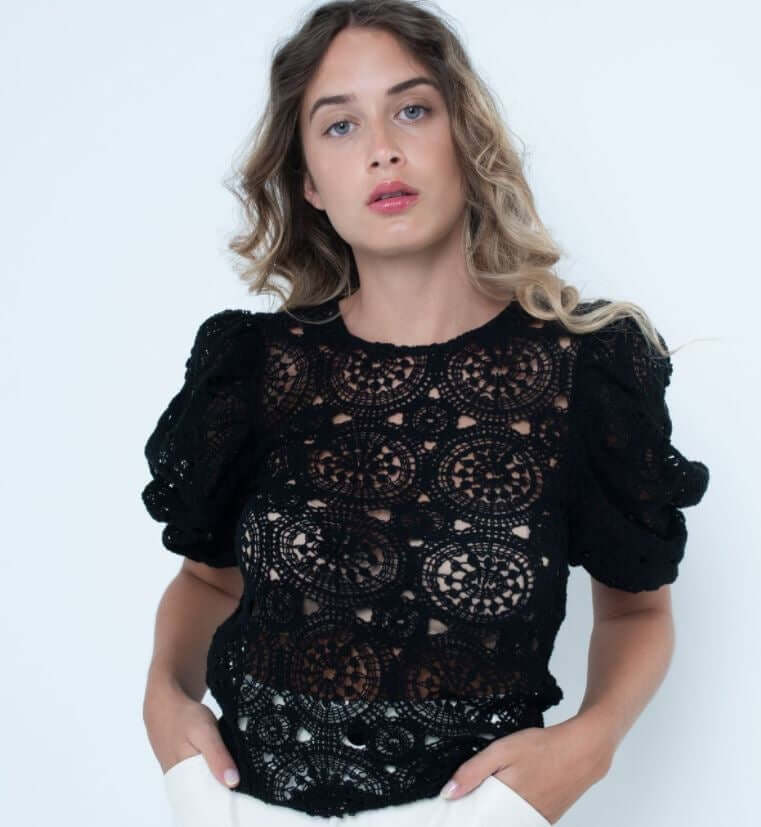 crotchet top black